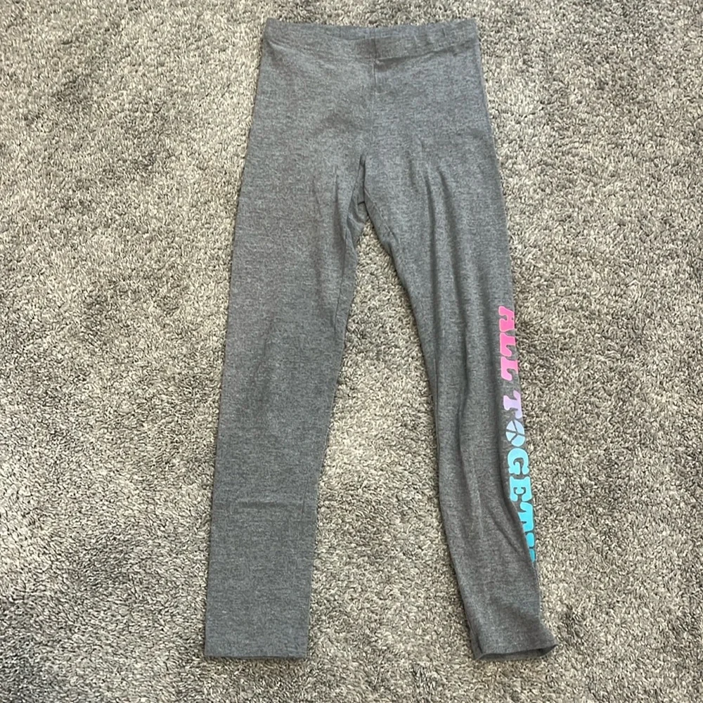 Old Navy | EUC All Together ☮️ Graphic Leggings